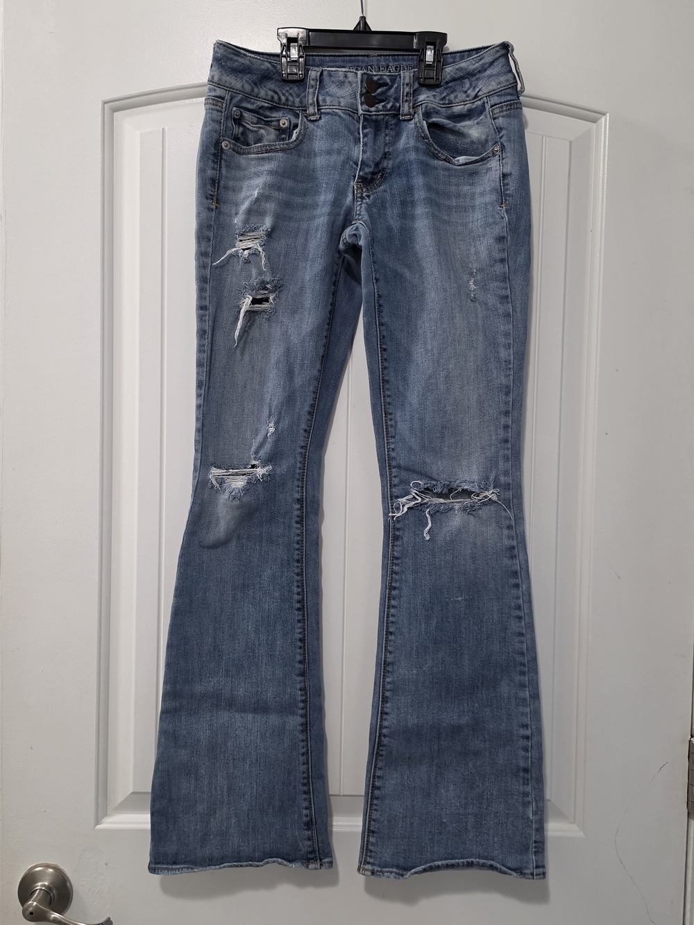 American Eagle Artist Stretch Flare Jeans Distressed Low Rise / Y2K / Size 2